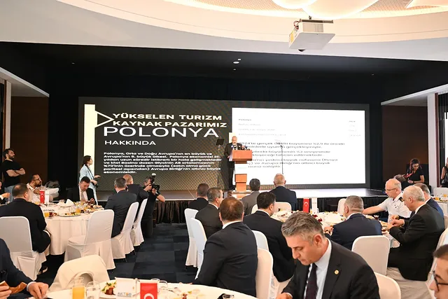Antalya Turizmi İçin Yeni Çalışmalar Başlatılıyor