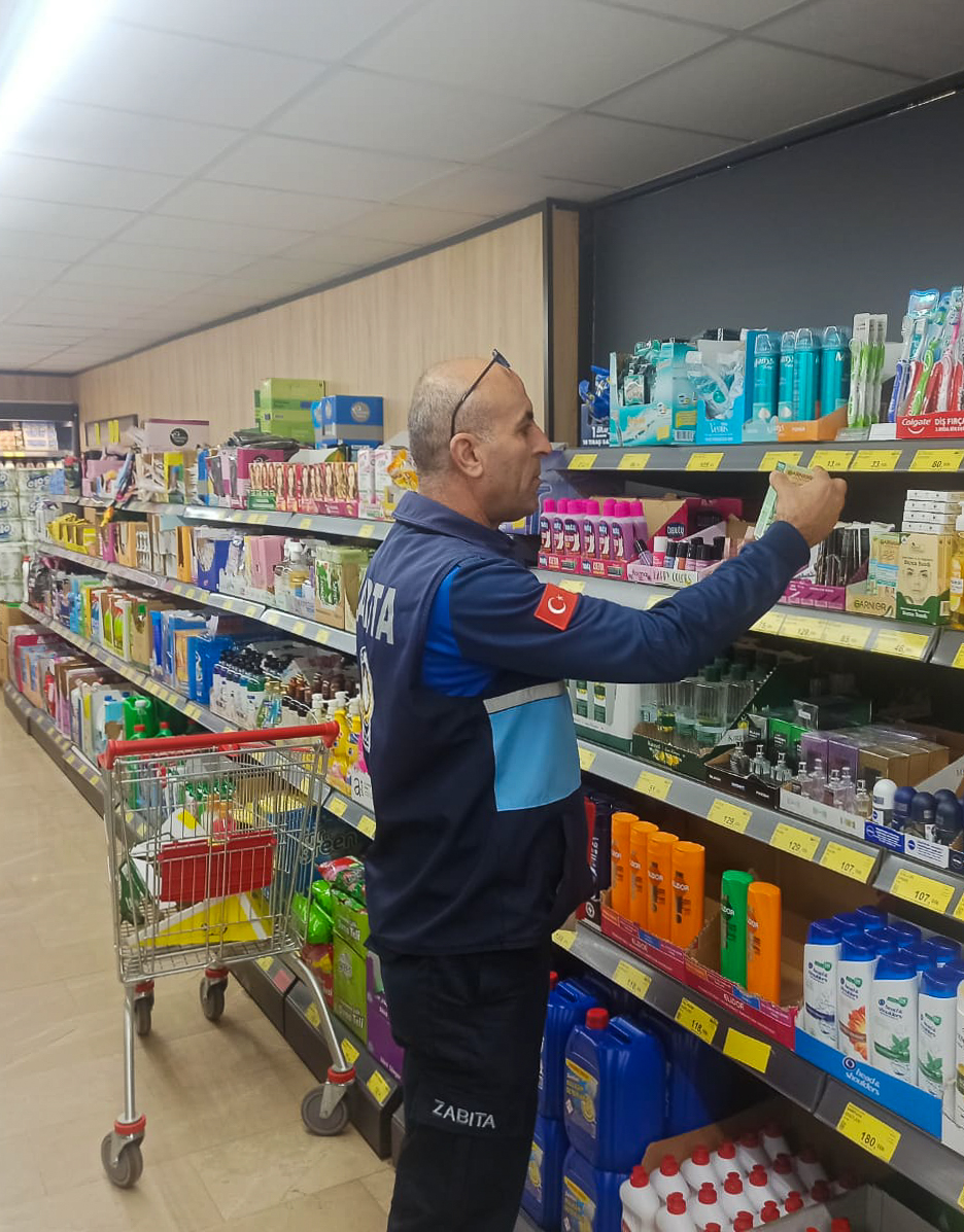 Manavgat'ta Zabıta Ekipleri Vatandaşın Huzuru İçin Sahada