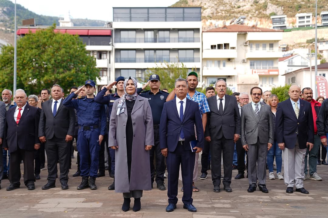 Finike'de 24 Kasım Öğretmenler Günü Kutlamaları Başladı