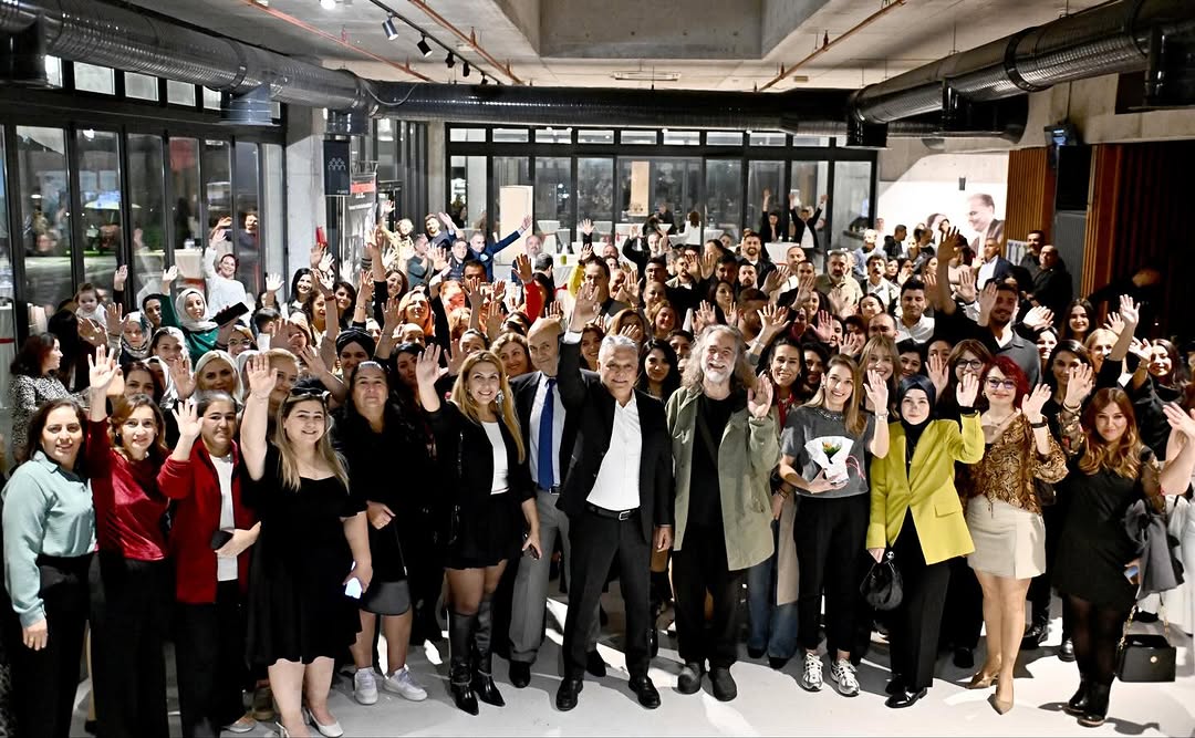 Antalya Muratpaşa'da Öğretmenler Günü Coşkusu