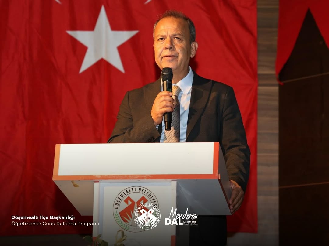 Döşemealtı'nda Öğretmenler Günü Coşkusu