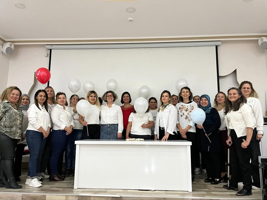 Antalya'da Akciğer Kanseri Farkındalık Eğitimi Düzenlendi