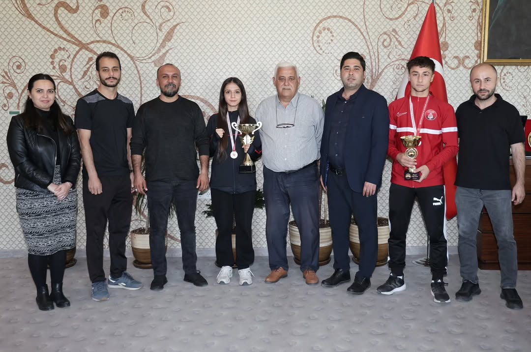 Aksulu Sporcular Muay Thai Şampiyonasında Türkiye Şampiyonu Oldu