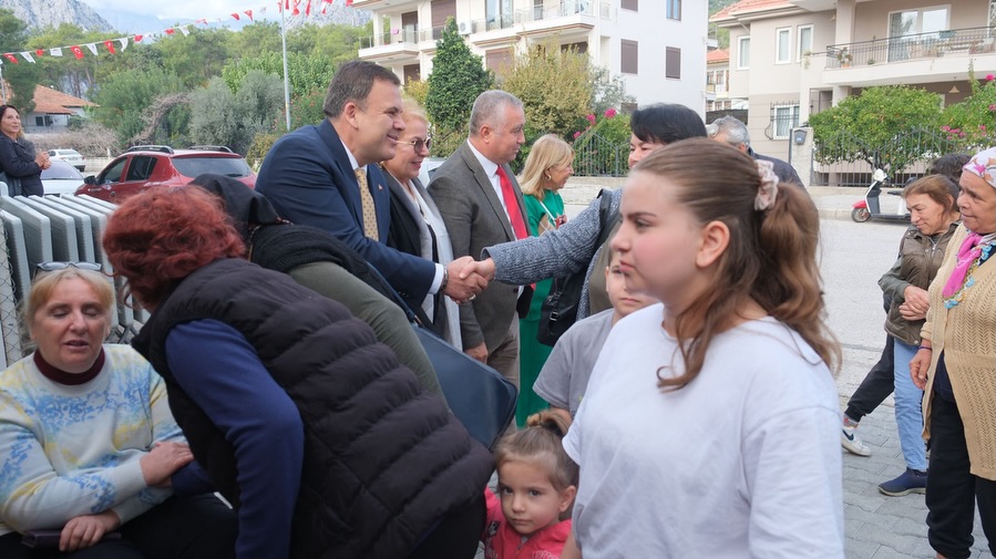 Kemer'de 3 Aralık Dünya Engelliler Günü Mola Evi'nde Kutlandı