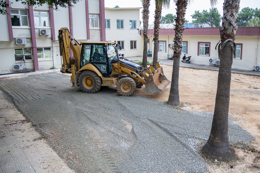Manavgat Belediyesi'nden Devlet Hastanesi'ne Otopark Desteği