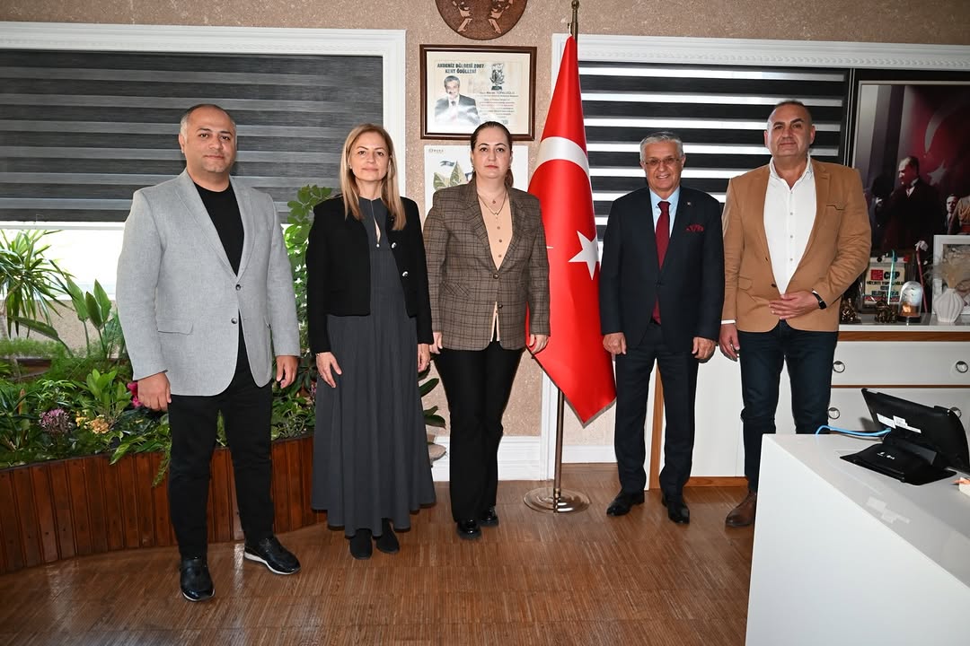 Kemer'de Eğitime Büyük Destek: Belediye ve Lions Kulüp İş Birliği