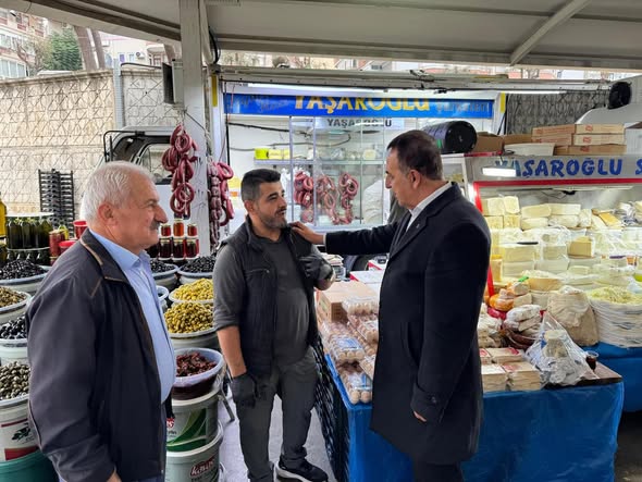 MHP Alanya'daki Esnaf Ziyaretlerini Sürdürüyor