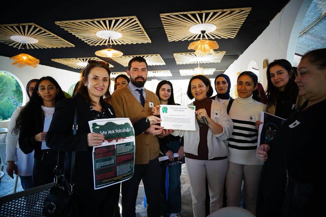 Konyaaltı Belediyesi, Üniversite Esnafını Sıfır Atık Konusunda Bilgilendirdi