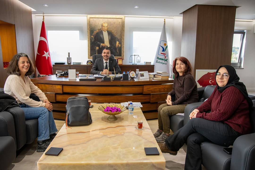Manavgat'ta Kadın Girişimi Kooperatifi Belediyeyi Ziyaret Etti