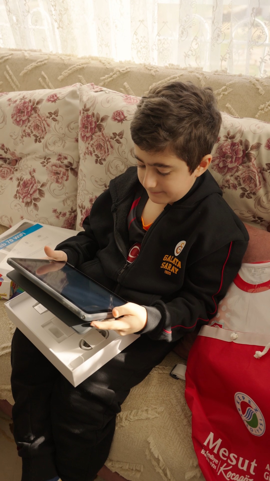 Kepez Belediyesi, Cam Kemik Hastası Musa'nın Doğum Günü Hayalini Gerçekleştirdi