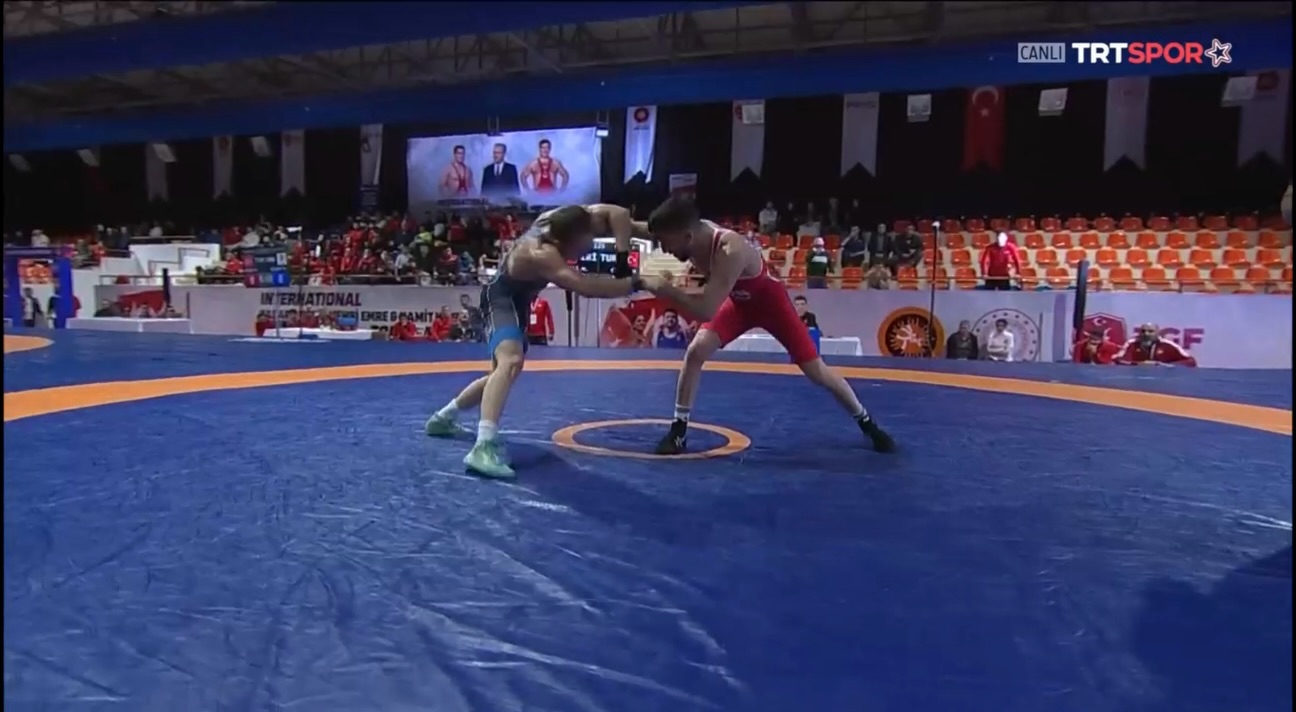 Kemer'de Uluslararası Güreş Turnuvası Heyecanı Başladı