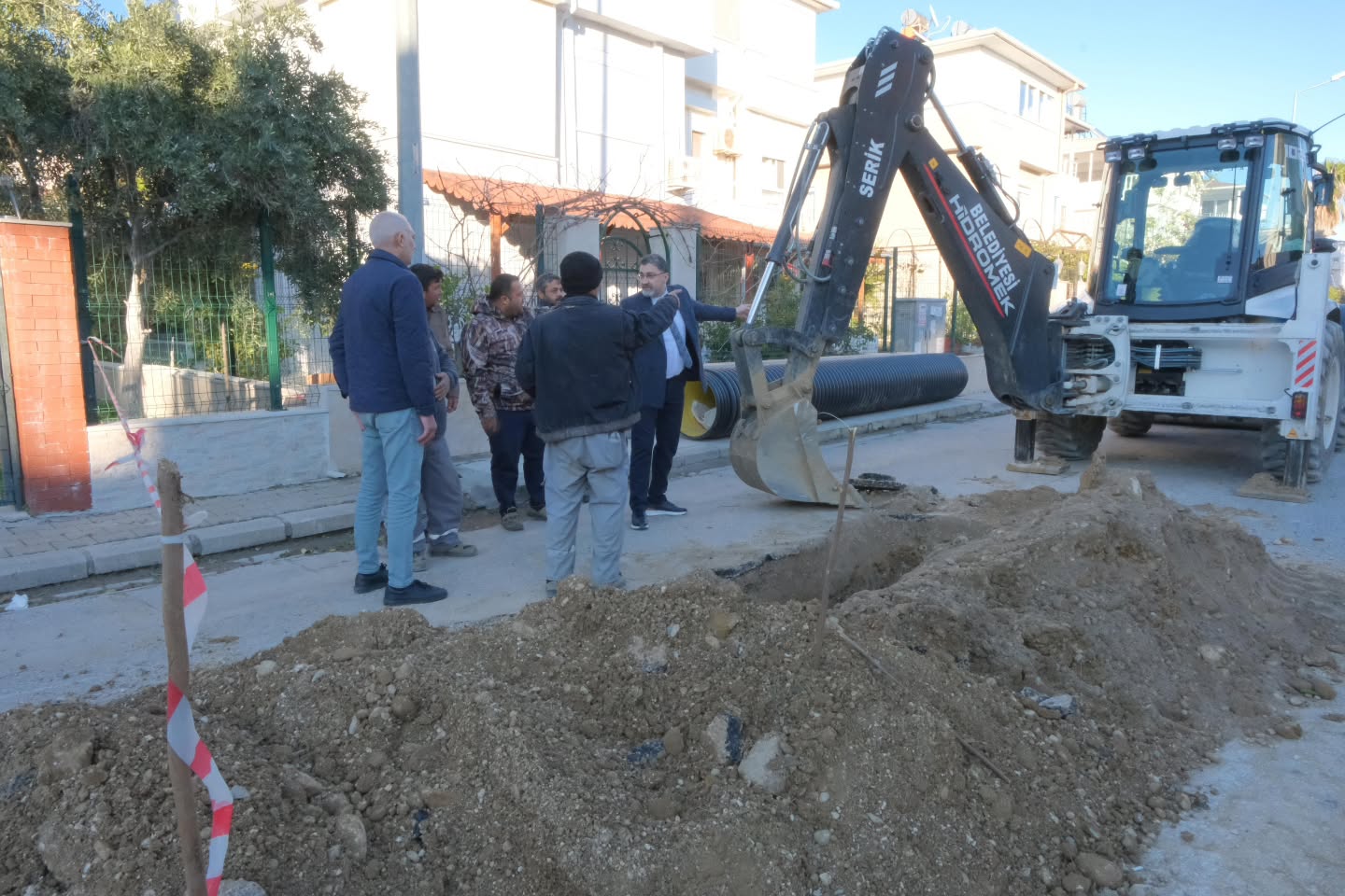 Serik'te Altyapı ve Yağmur Suyu Hattı Çalışmaları Hız Kesmeden Devam Ediyor