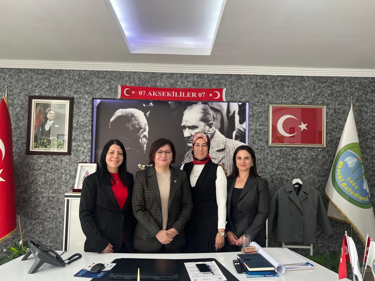 Akseki Belediyesi'ne Anlamlı Ziyaret ve Tarihi Hediye