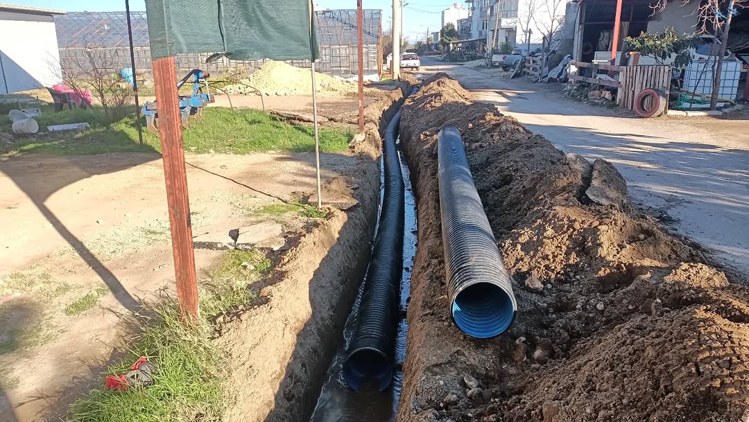 Antalya Aksu'da Altyapıya Güçlendirme: Kumköy Mahallesi'nde Yağmur Suyu Drenaj Çalışması