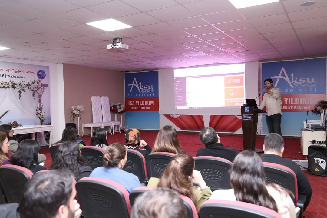 Antalya Aksu Belediyesi'nde CİMER Kullanımı ve Vatandaş İletişimi Eğitimi