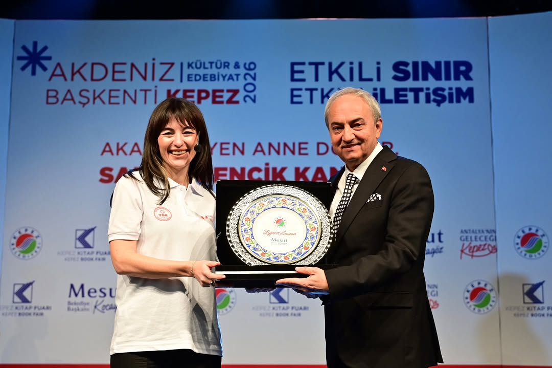 Antalya Kepez'de 'Akademisyen Anne' ile Etkili İletişim Söyleşisi