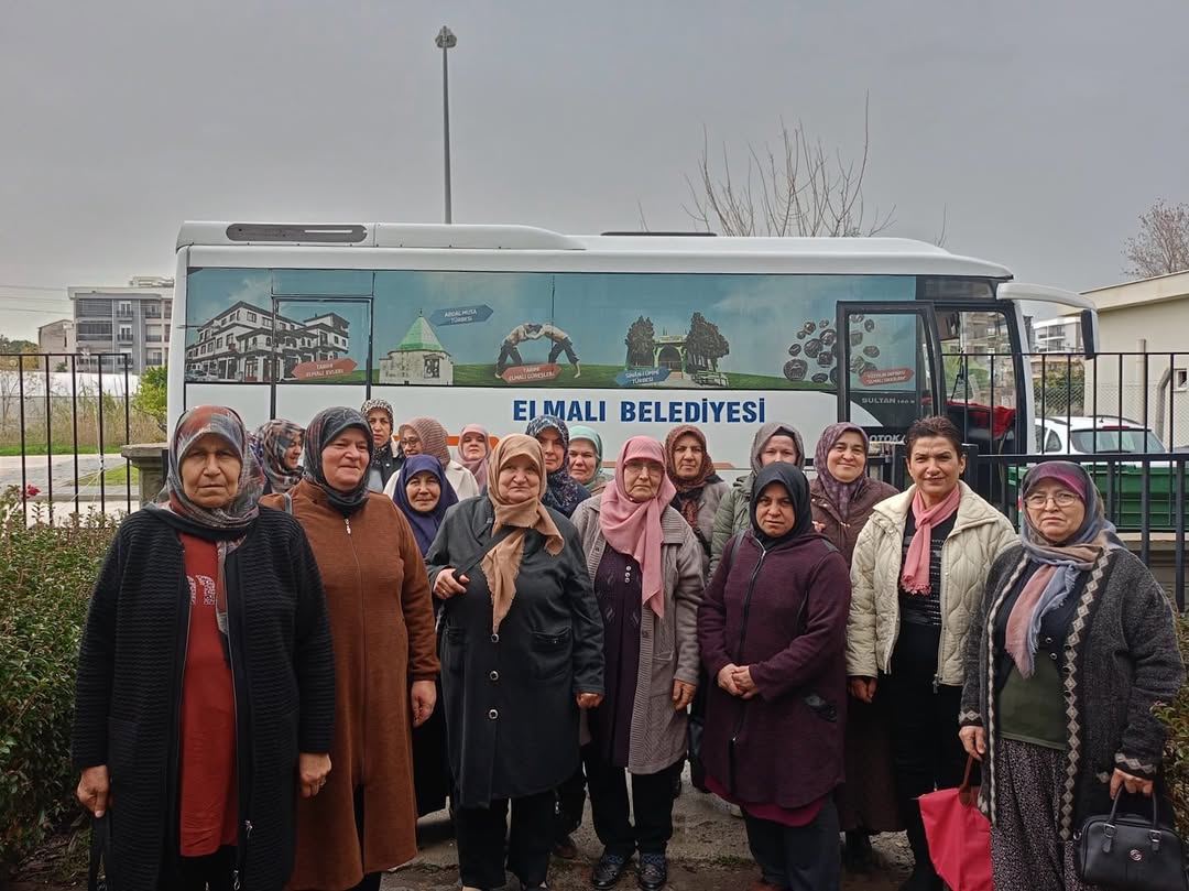 Elmalı'da Kadınlara Yönelik Ücretsiz Kanser Taramaları Sürüyor