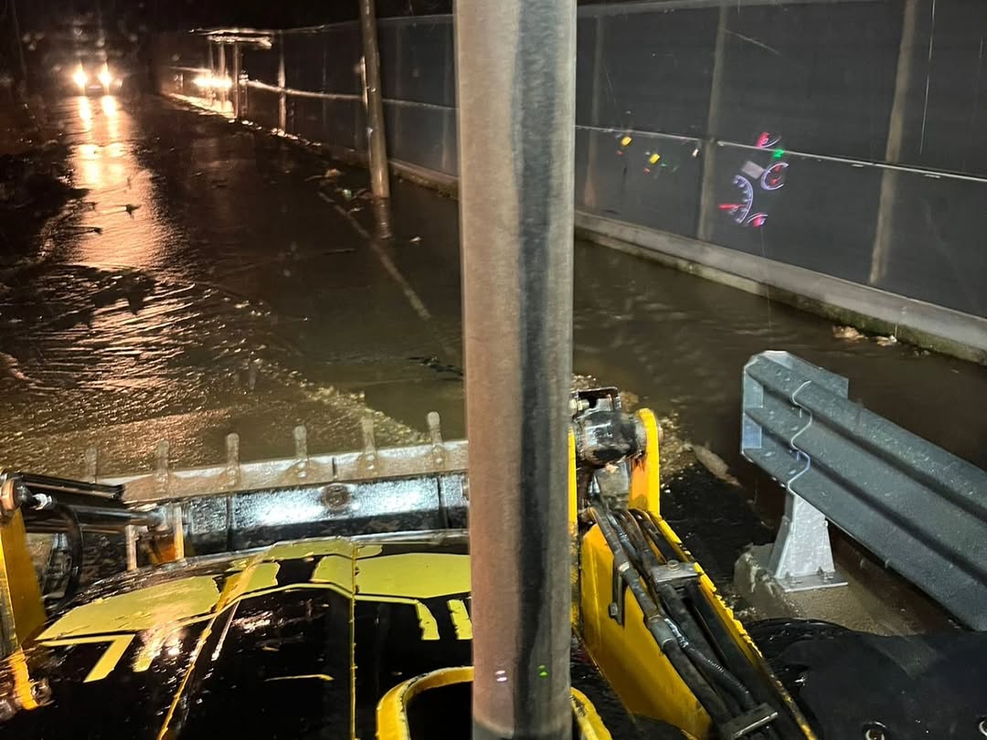 Aksu Belediyesi, Kuvvetli Yağışlara Karşı Önlemlerini Aldı