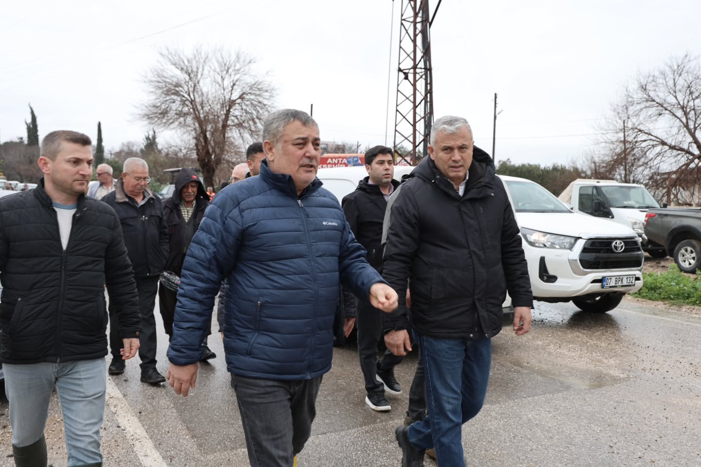 Antalya Aksu'da Şiddetli Sağanak Sonrası Saha Hareketliliği