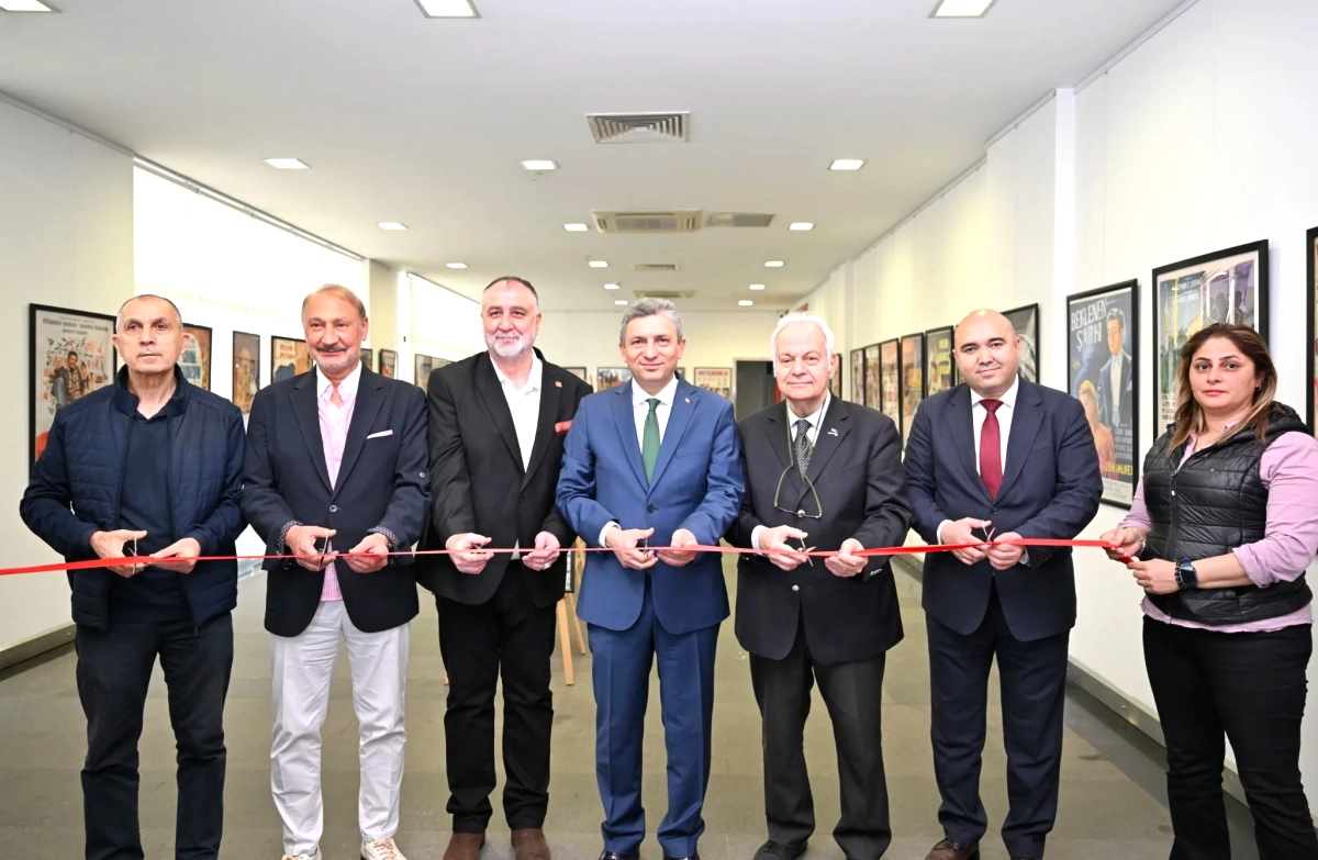 Antalya'da Yeşilçam Film Afişleri Sergisi Açıldı | Vali Şahin Açılışa Katıldı