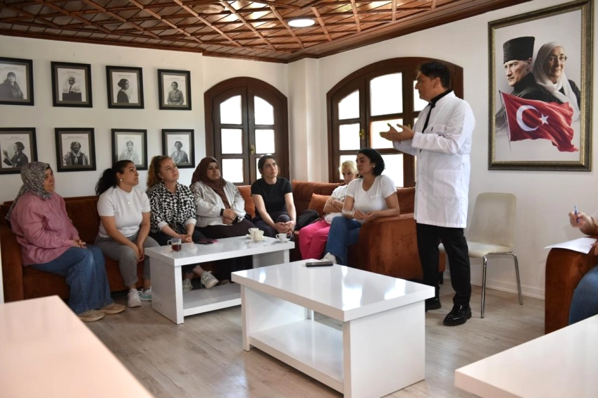 Kepez'de Bulaşıcı Hastalıklardan Korunma Eğitimi Düzenlendi