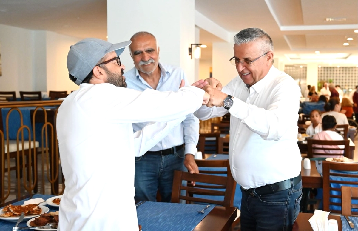 Kemer'de Engelliler Haftası'nda Başkan Topaloğlu Ailelerle Buluştu