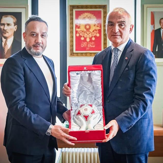Antalya Spor FK Başkanı Boztepe, Kültür ve Turizm Bakanı Ersoy'u Ziyaret Etti