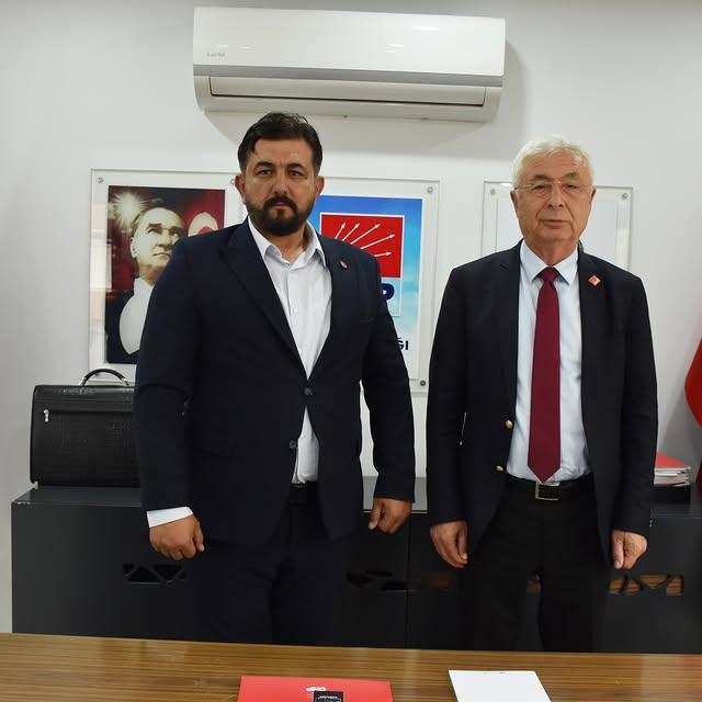 Antalya'da Siyasi Ziyaret: Yeniden Refah Partisi İl Başkanı Kamacı'yı Ziyaret Etti