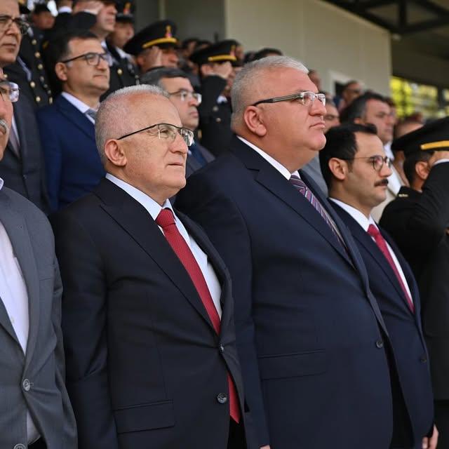 Antalya Kumluca'da 23 Nisan Coşkusu: Çocuklar Şenlikle Kutladı