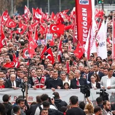 23 Nisan'da Anıtkabir Yürüyüşü: CHP Antalya İl Başkanlığı Milli İradeye Destek Veriyor