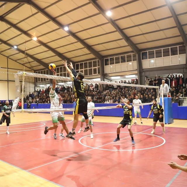 Elmalı'da Dostluk Voleybol Turnuvası Heyecanı Devam Ediyor