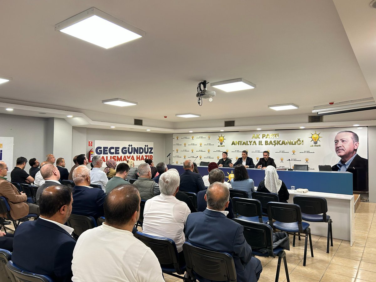 Antalya AK Parti'de Haftalık İstişare Toplantısı Yapıldı