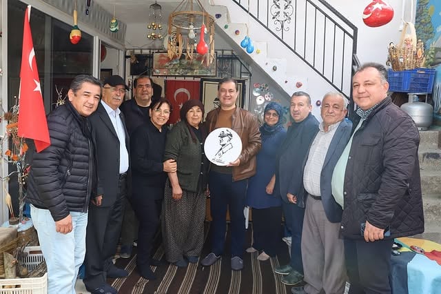 Elmalı Belediyesi, Yaşlı Necla Uysal'ı Ziyaret Etti