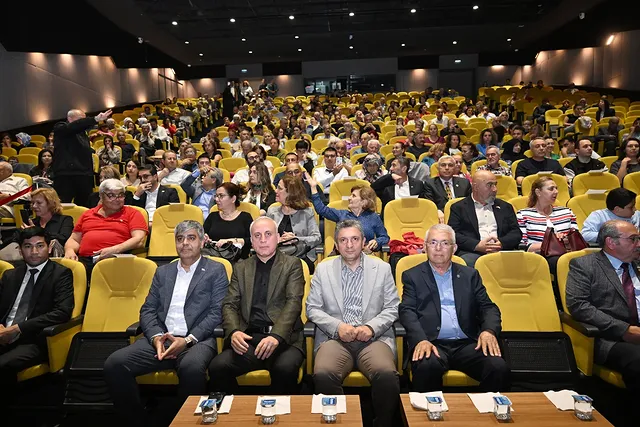 Antalya'da Altaylar'dan Tuna'ya Türk Müziği Konseri Yapıldı
