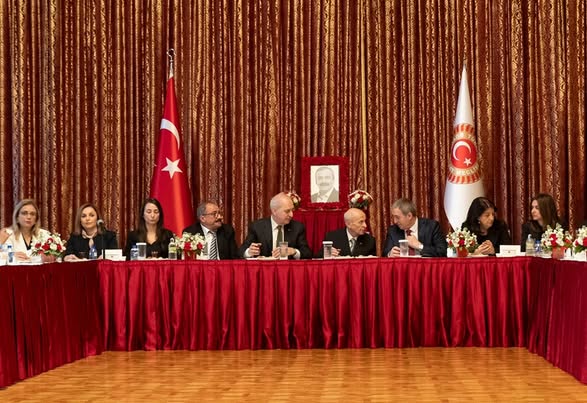 MHP Lideri Bahçeli, Sırrı Süreyya Önder'in Taziye Törenine Katıldı