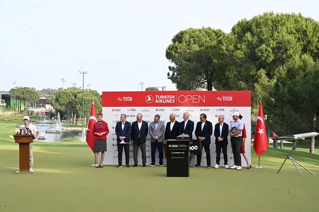 Turkish Airlines Open'da Zafere Ulaşan Couvra'ya Bakanlık Kupası