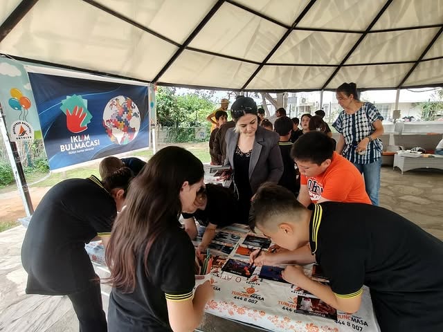 Antalya'da İklim Değişikliği Farkındalığı: Öğrencilere İklim Bulmacası Atölyesi
