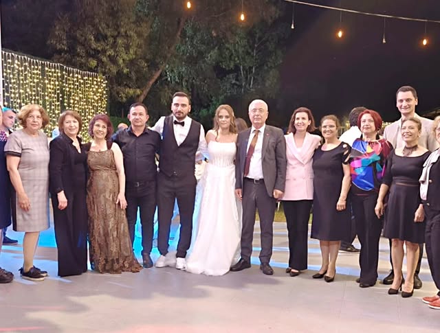 CHP'li Başkan ve Milletvekili, Antalya'da Düğün Coşkusuna Ortak Oldu