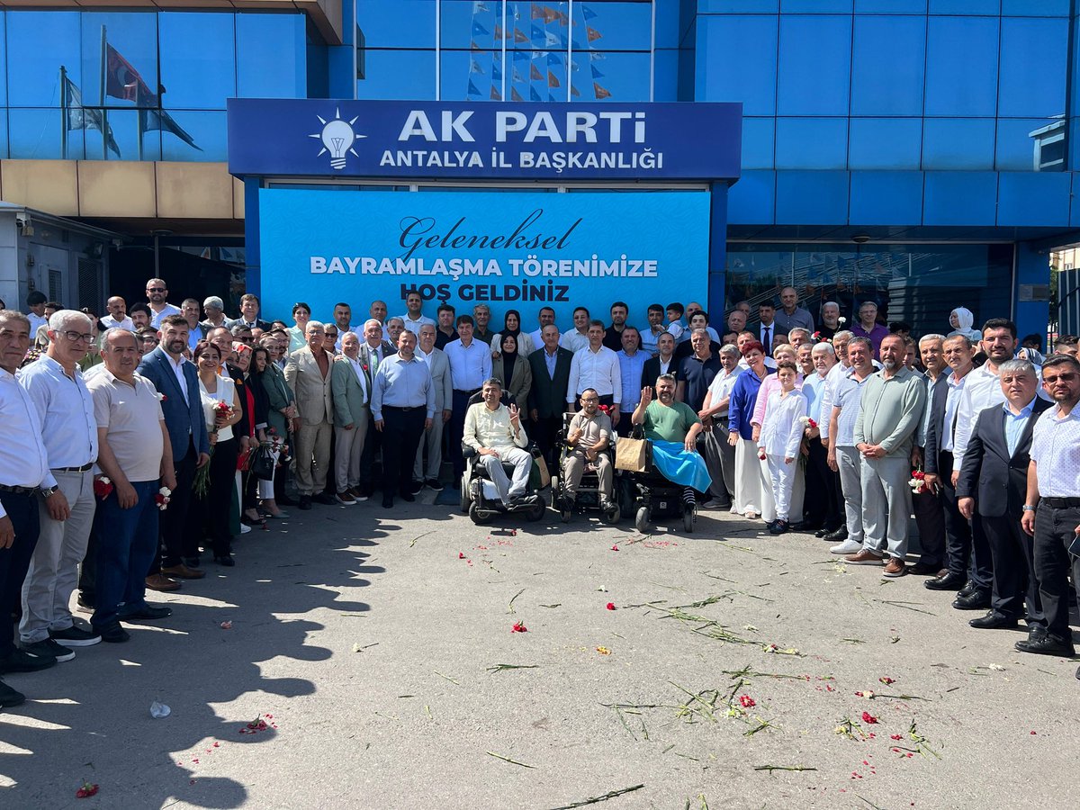 Antalya AK Parti İl Başkanlığı'nda Geleneksel Bayramlaşma Töreni Gerçekleştirildi