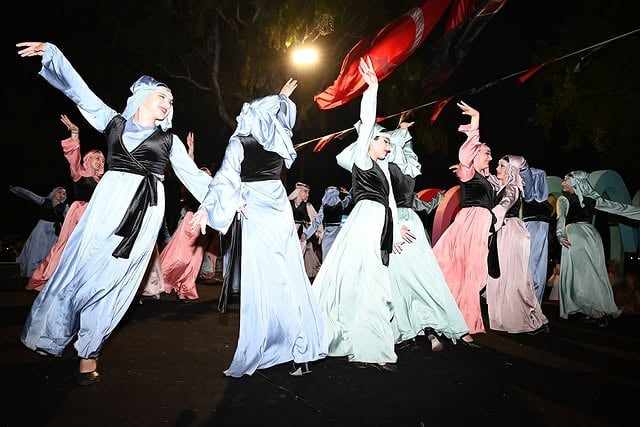 Kemer'de Güneşin Evi Festivali Coşkuyla Devam Ediyor