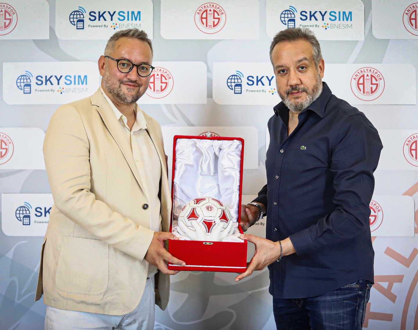 Antalyaspor, BNESIM ile Kesintisiz Bağlantı Anlaşması İmzaladı