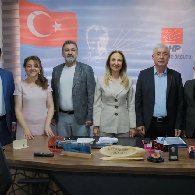 CHP Heyeti Serik İlçe Başkanlığını Ziyaret Etti
