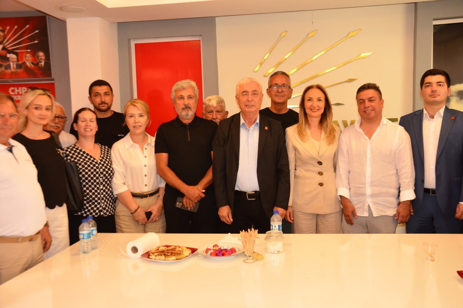 CHP Heyeti Manavgat'ta Otizm Merkezi Açılışına Katıldı