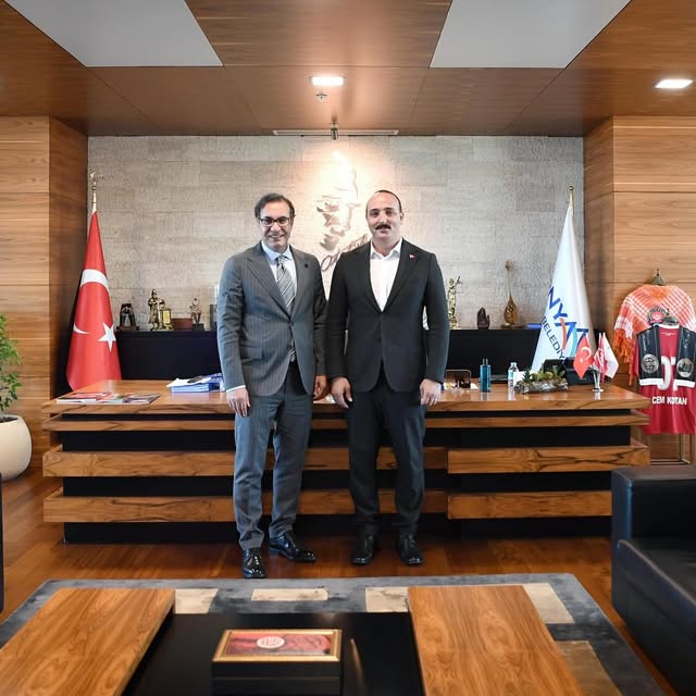Antalya Konyaaltı Belediyesi Başkan'ı Cem Kotan, Adalet Komisyonu Başkanı Karaaslan'ı Ağırladı