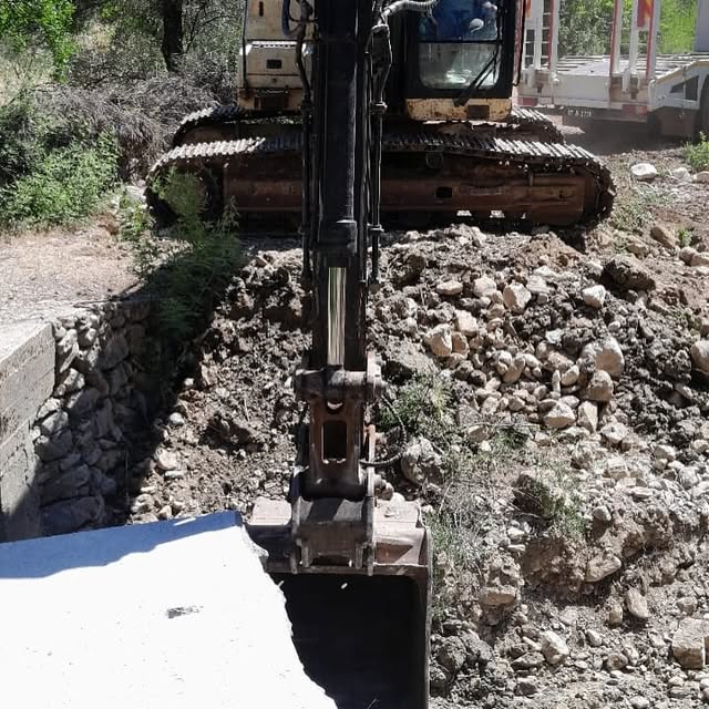 Antalya Akseki'de Mezarlık Köprüsü Kanal Genişletme Çalışması Tamamlandı