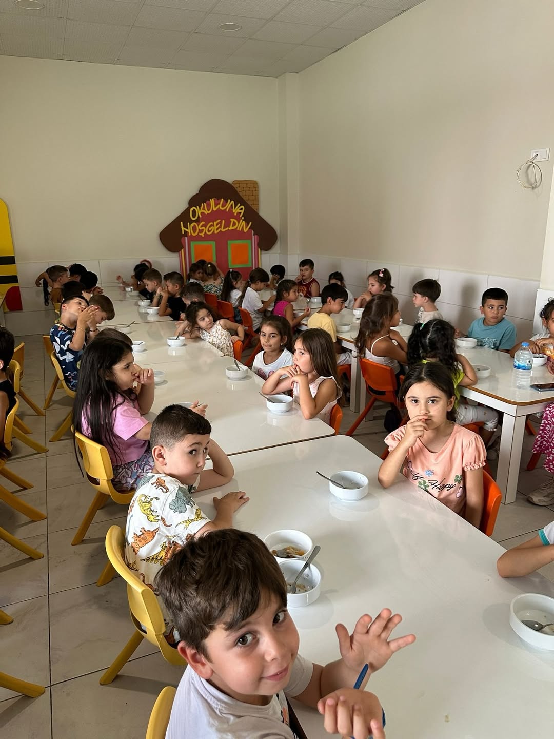 Kemer Belediyesi Kreşinde Öğrencilere Aşure İkramı