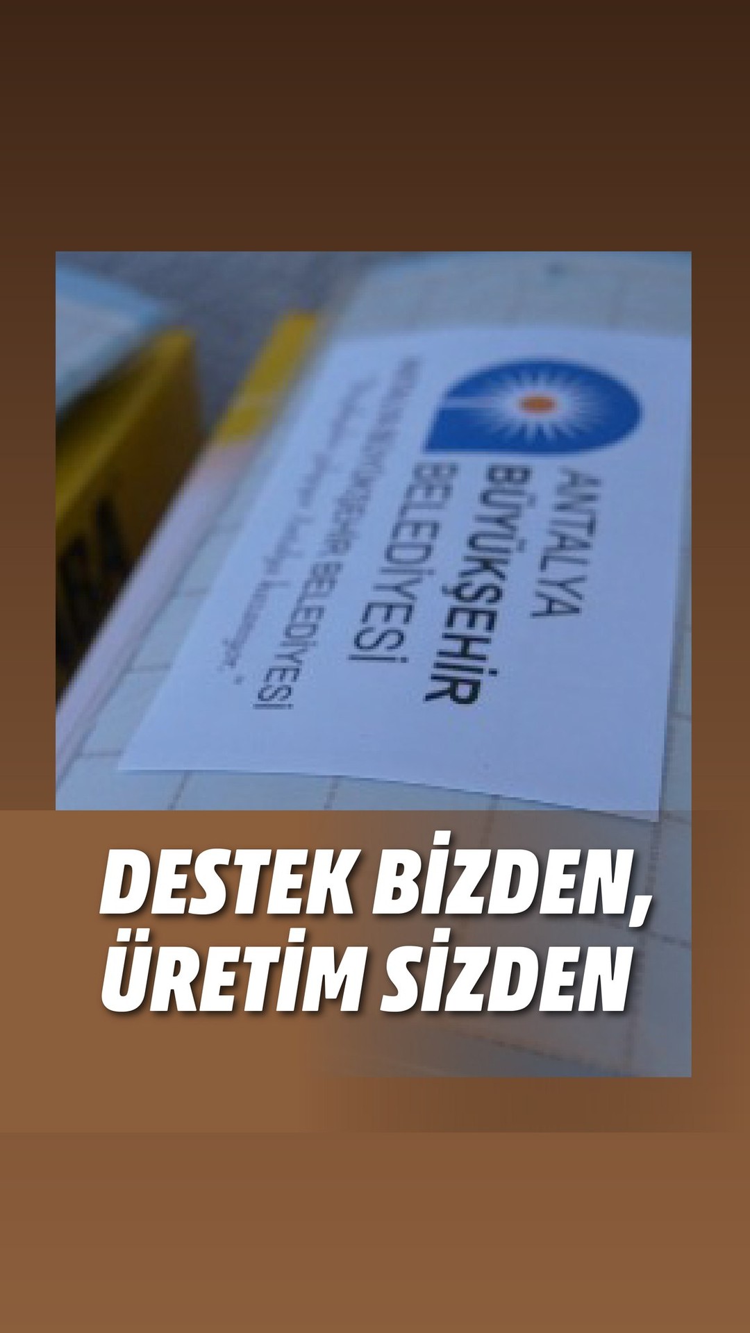 Antalya'da Üreticilere Örtü Altı Üretim Desteği: 50 Bin Sarı ve 25 Bin Mavi Tuzak Dağıtıldı