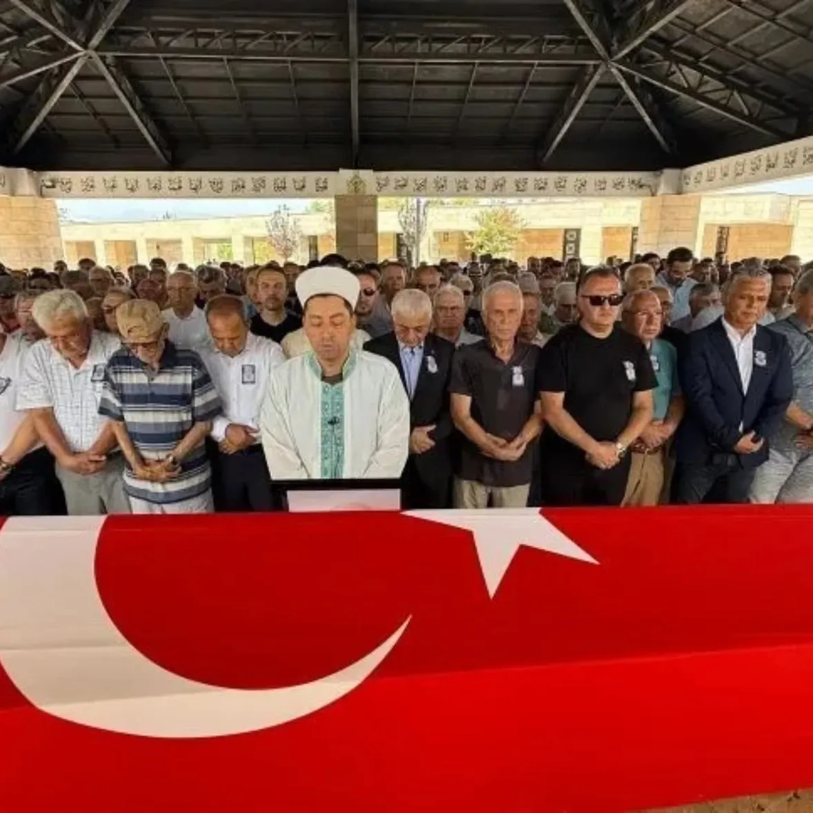CHP Antalya'da Gürcan Acar'a Veda Töreni Düzenlendi