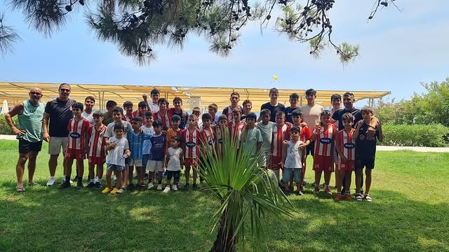 Antalya Kemer Belediyesi'nden Geleceğin Futbolcularına Destek