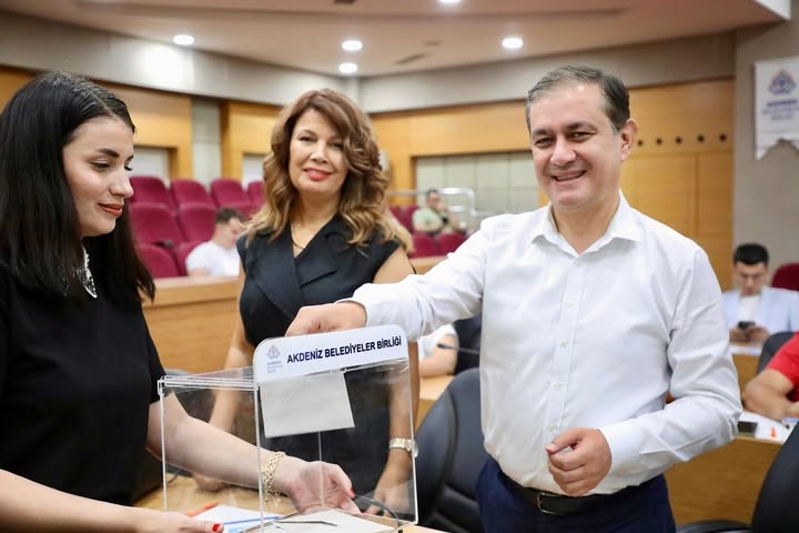 Elmalı Belediye Başkanı Ercengiz, Akdeniz Belediyeler Birliği Başkan Vekili Seçildi